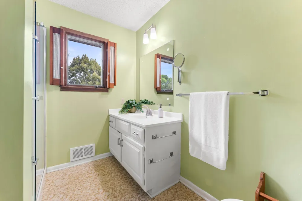 1232 Woodley Street E Northfield, MN 55057
