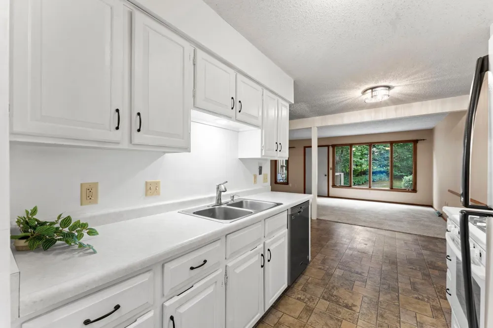 1232 Woodley Street E Northfield, MN 55057