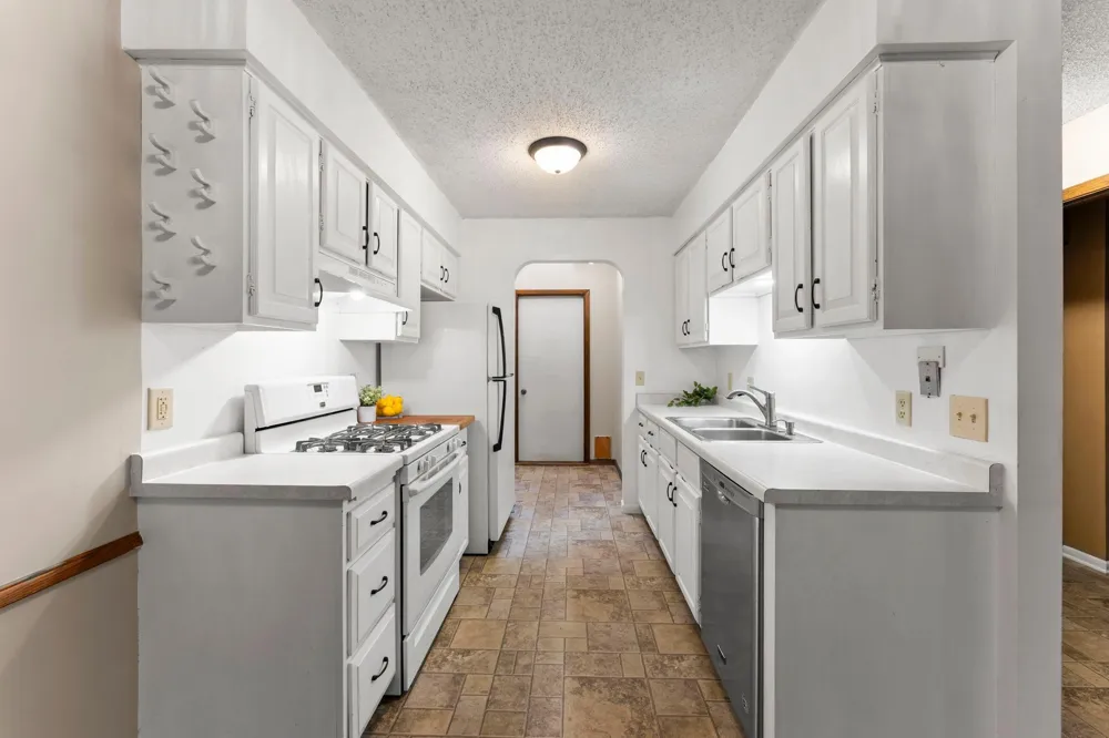 1232 Woodley Street E Northfield, MN 55057