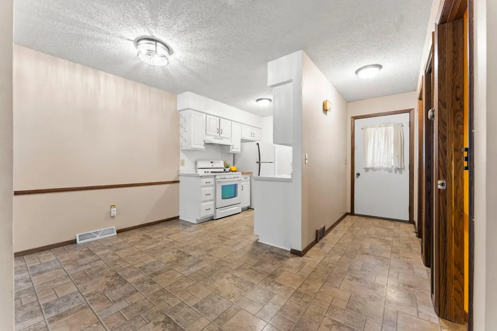 1232 Woodley Street E Northfield, MN 55057