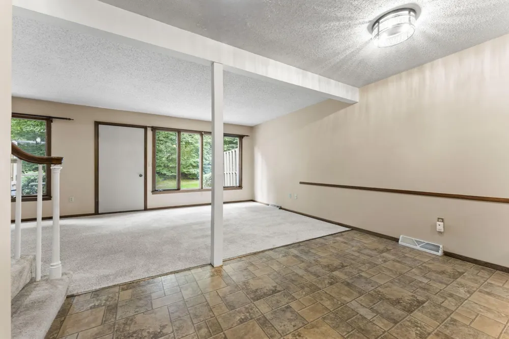 1232 Woodley Street E Northfield, MN 55057