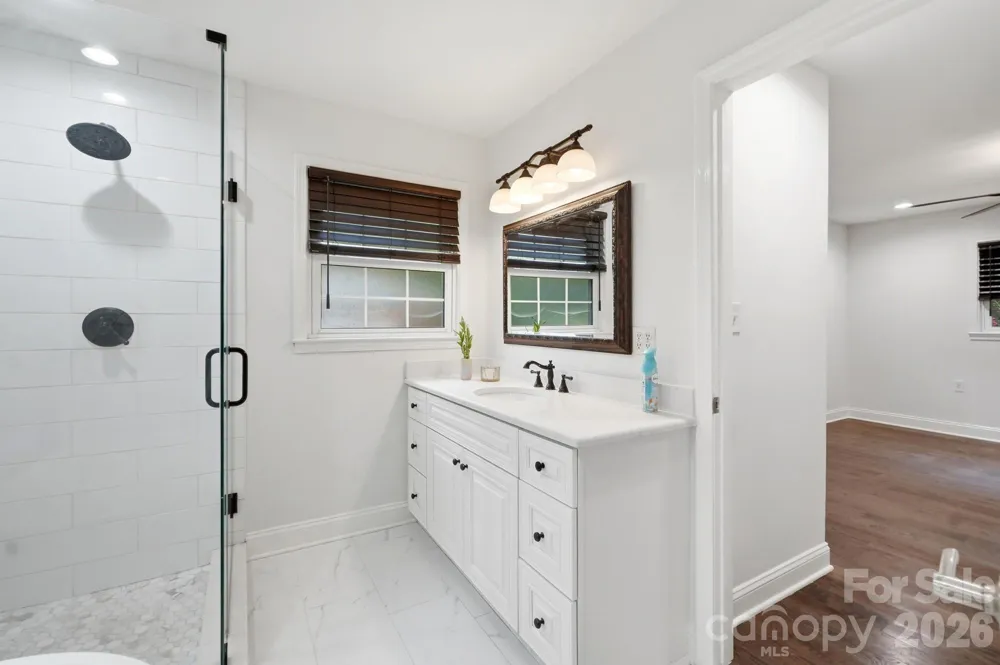 6081 Cambridge Drive Harrisburg, NC 28075