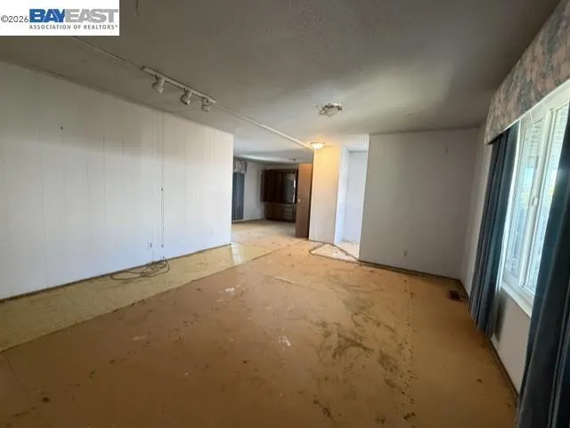 4141 Deep Creek Rd #192 Fremont, CA 94555
