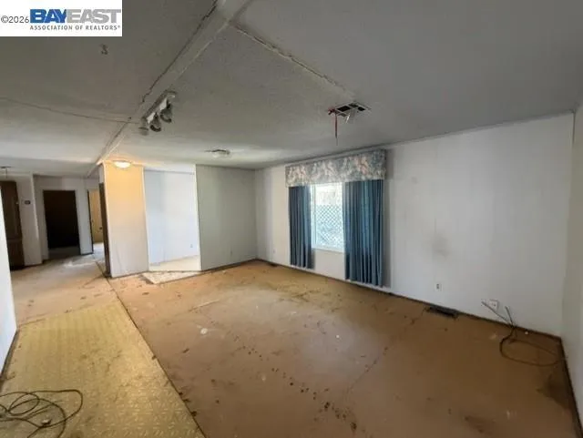 4141 Deep Creek Rd #192 Fremont, CA 94555