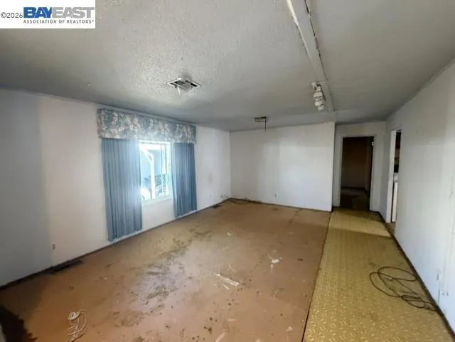 4141 Deep Creek Rd #192 Fremont, CA 94555