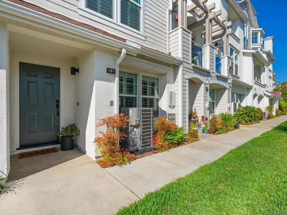 790 Harbor Cliff Way #191 Oceanside, CA 92054