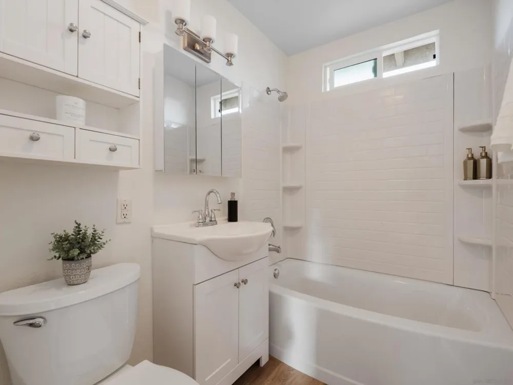901 Capistrano Oceanside, CA 92058
