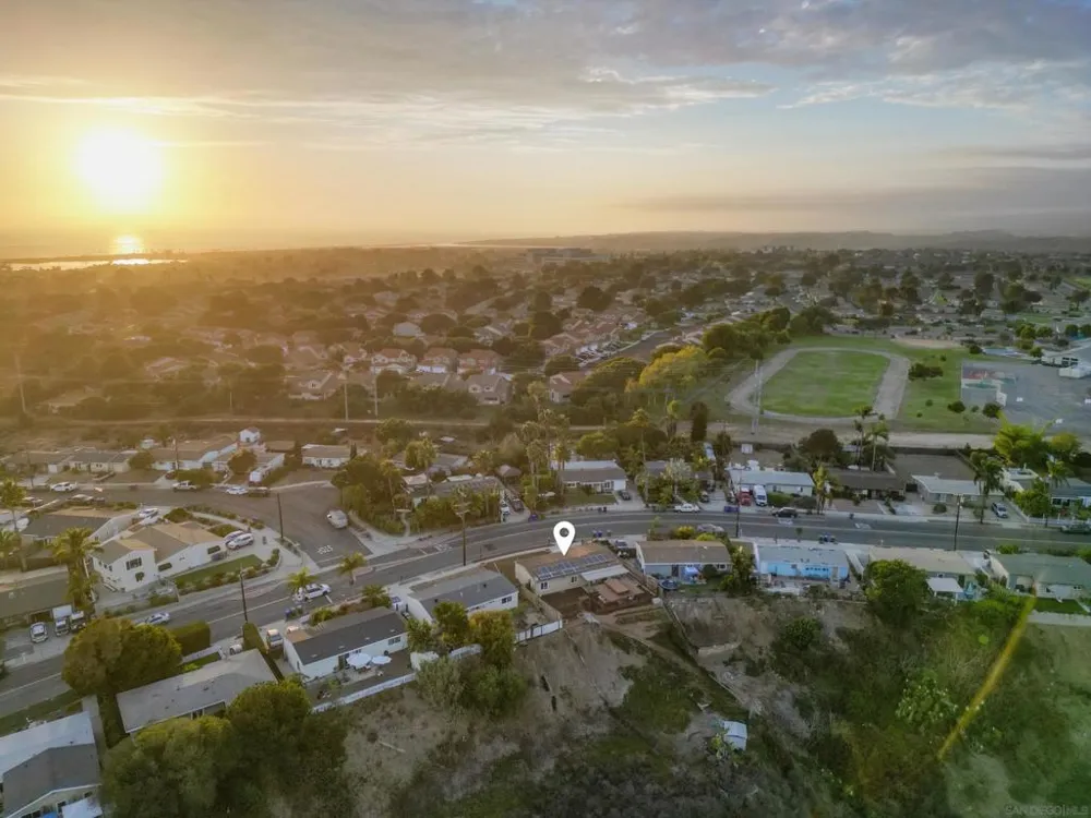 901 Capistrano Oceanside, CA 92058