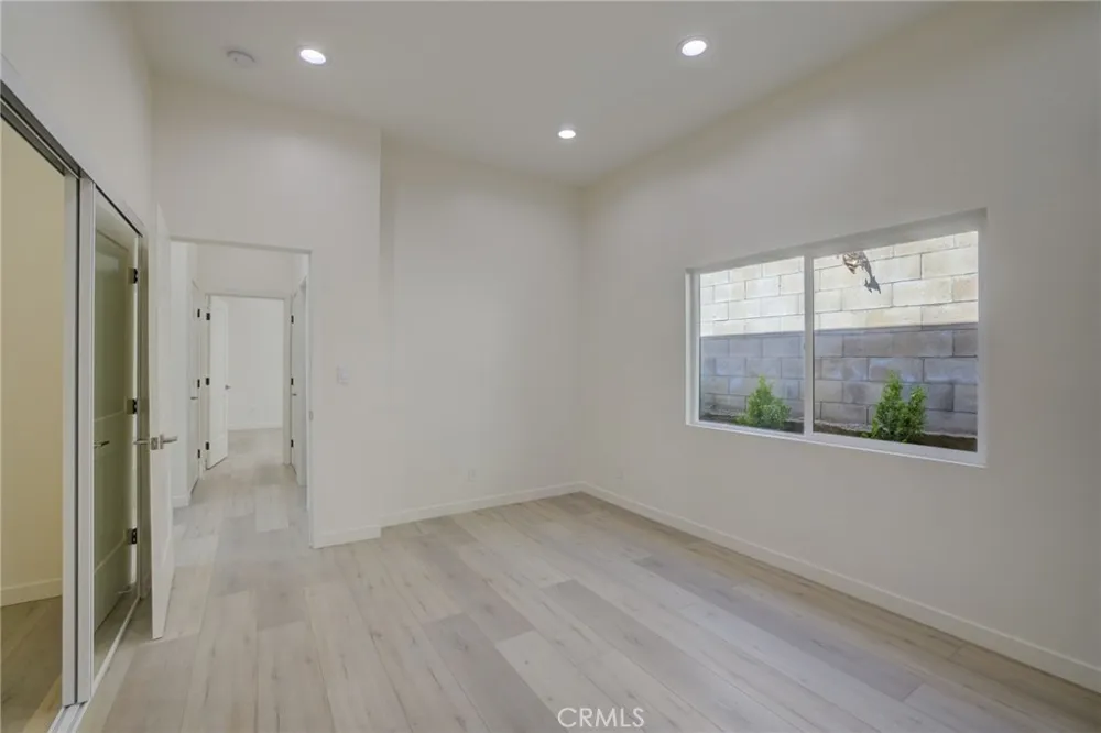 10922 Garden Grove Avenue Porter Ranch, CA 91326