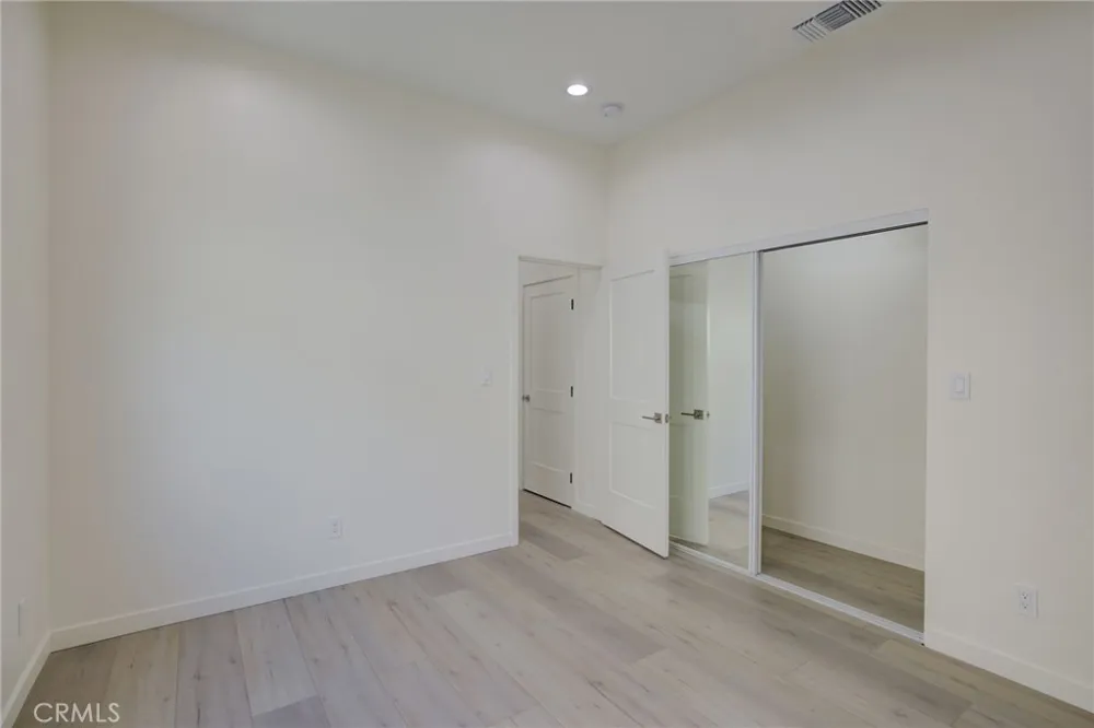 10922 Garden Grove Avenue Porter Ranch, CA 91326