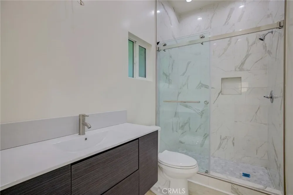 10922 Garden Grove Avenue Porter Ranch, CA 91326