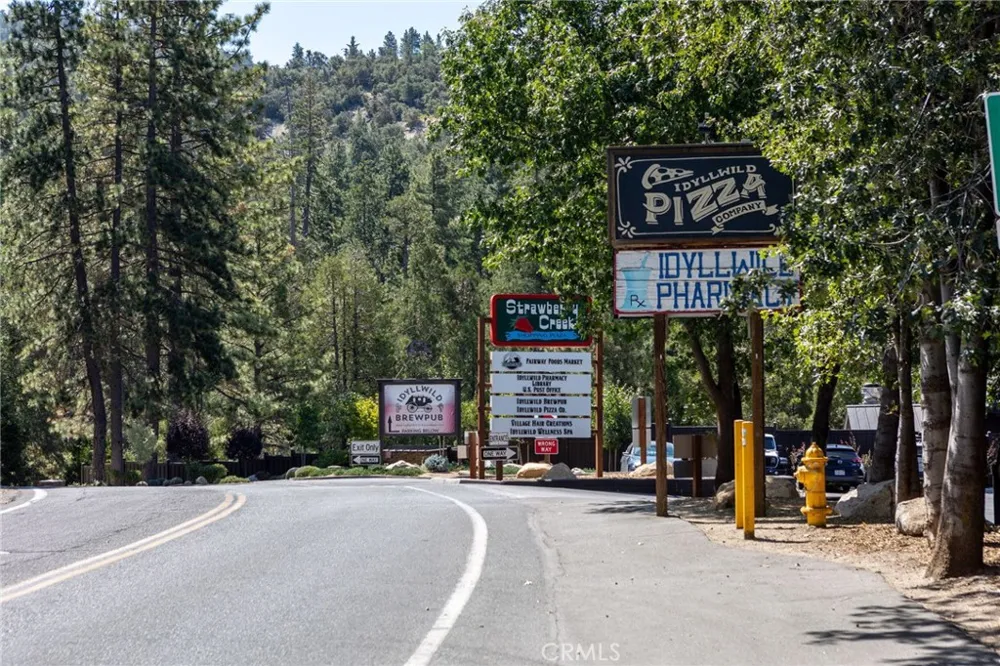 53435 Idyllbrook Drive Idyllwild, CA 92549