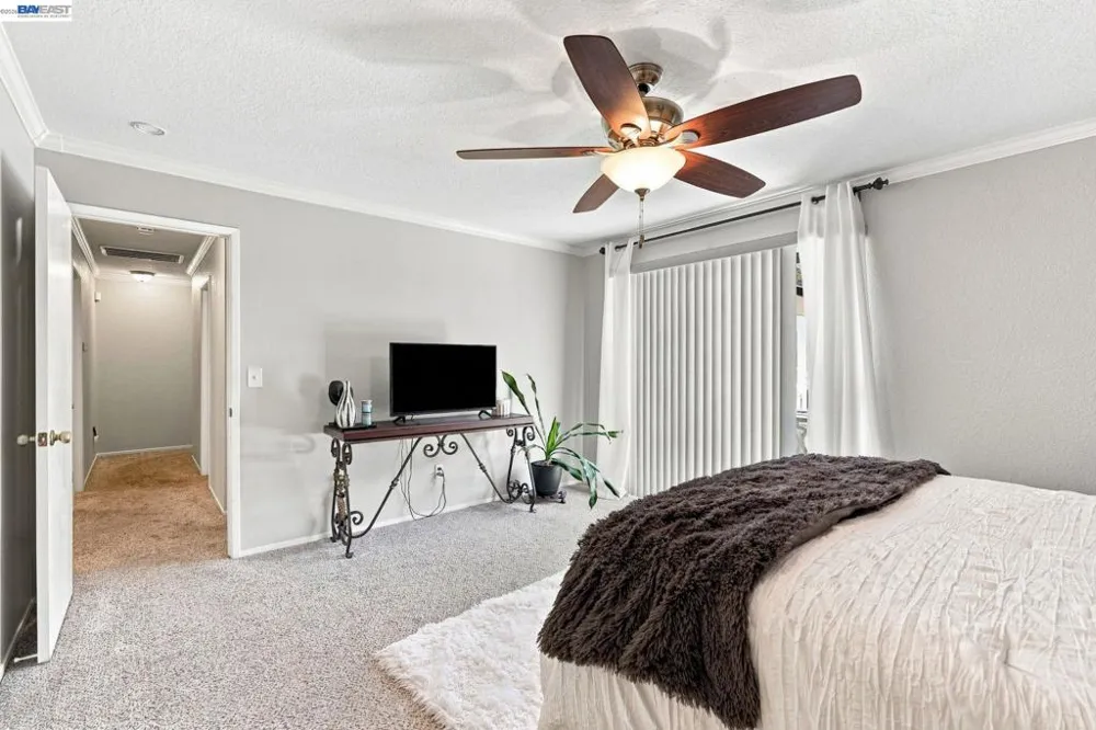 2870 Smoke Tree Cir Stockton, CA 95209