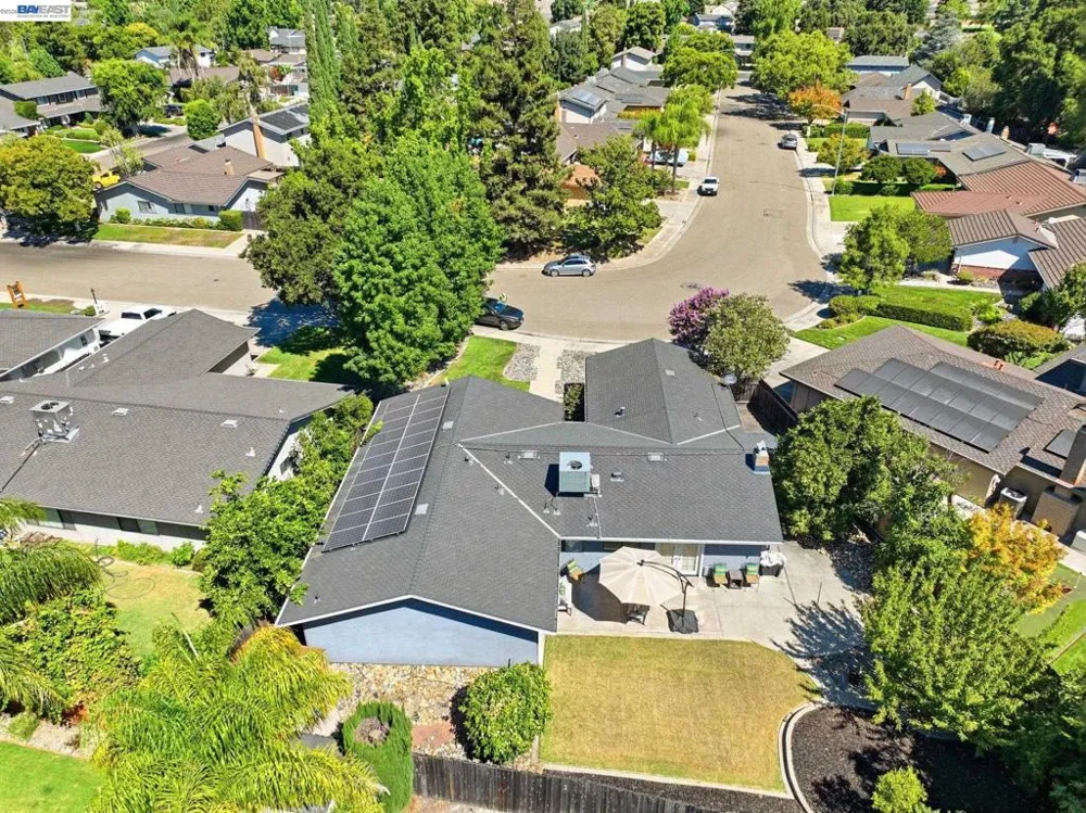 2870 Smoke Tree Cir Stockton, CA 95209