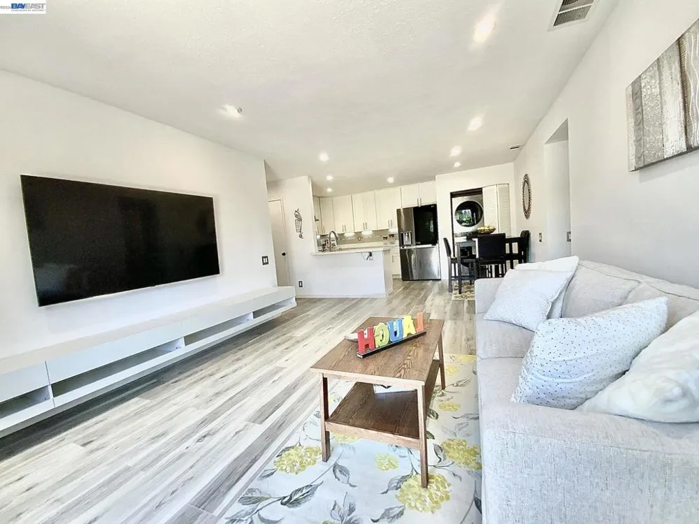 277 Hackamore Cmn Fremont, CA 94539