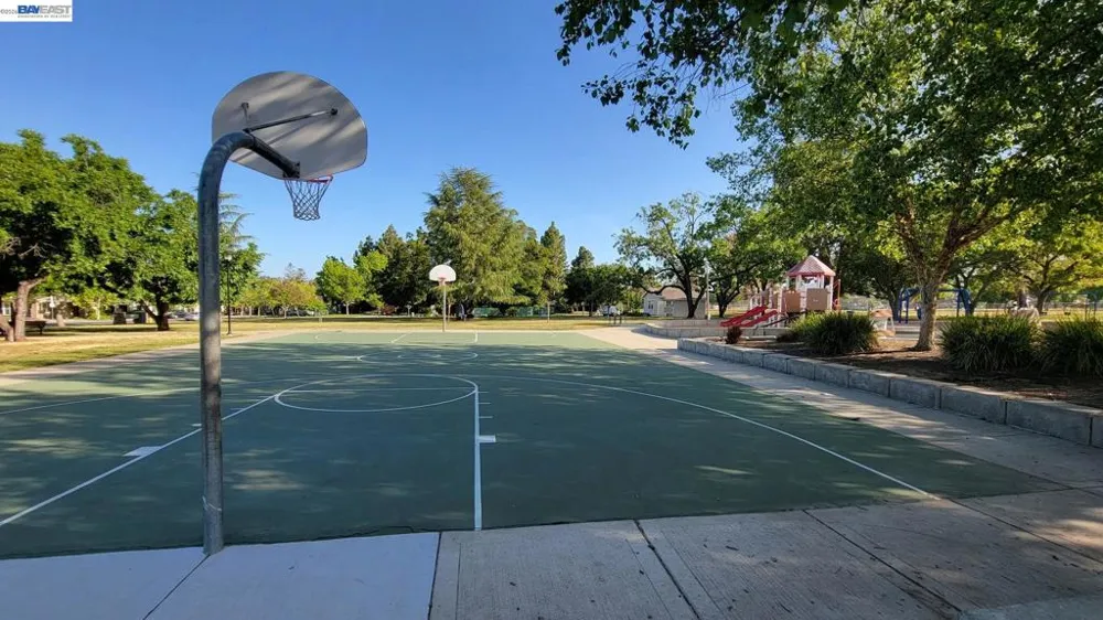 277 Hackamore Cmn Fremont, CA 94539
