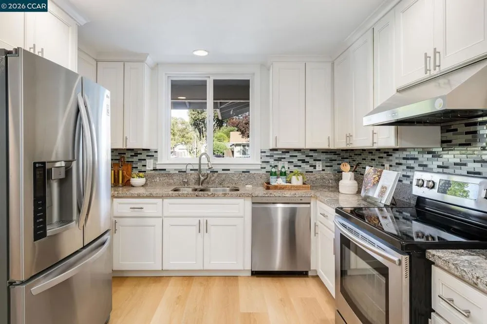 5525 San Antonio St Pleasanton, CA 94566
