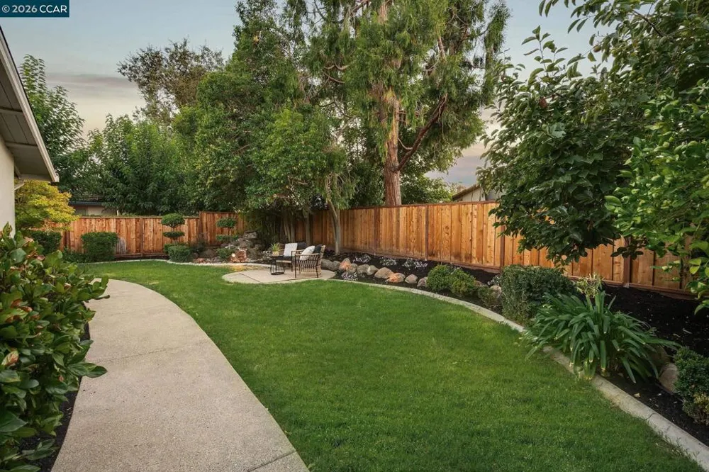 5525 San Antonio St Pleasanton, CA 94566