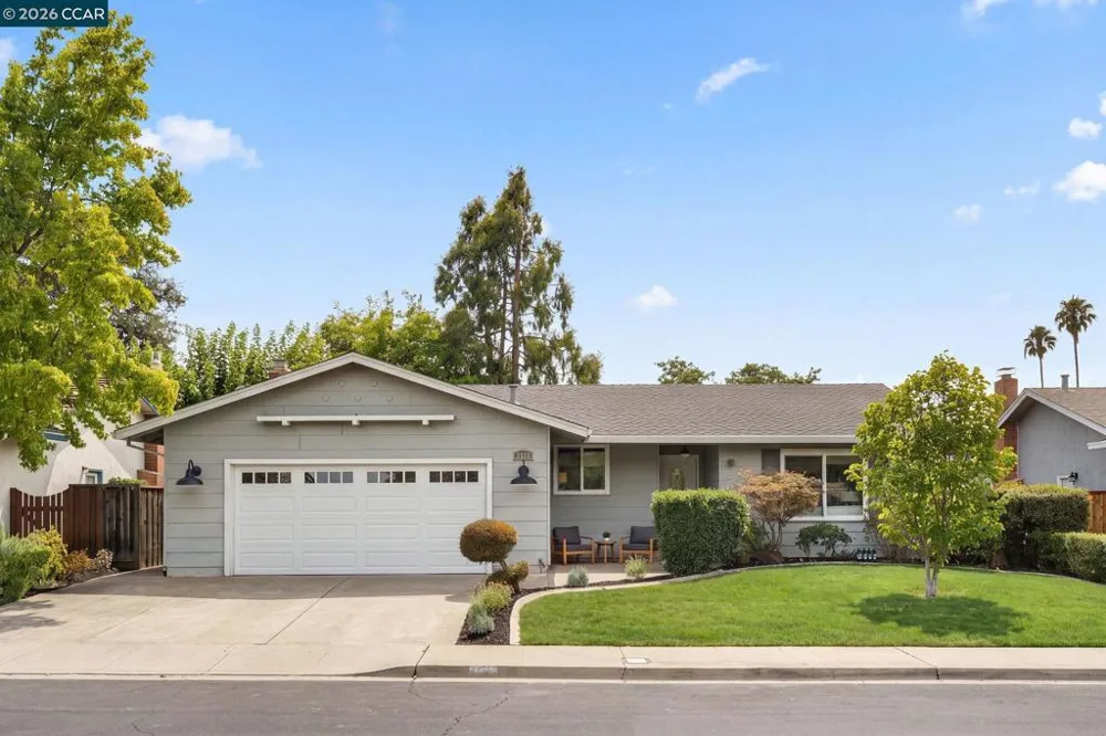 5525 San Antonio St Pleasanton, CA 94566
