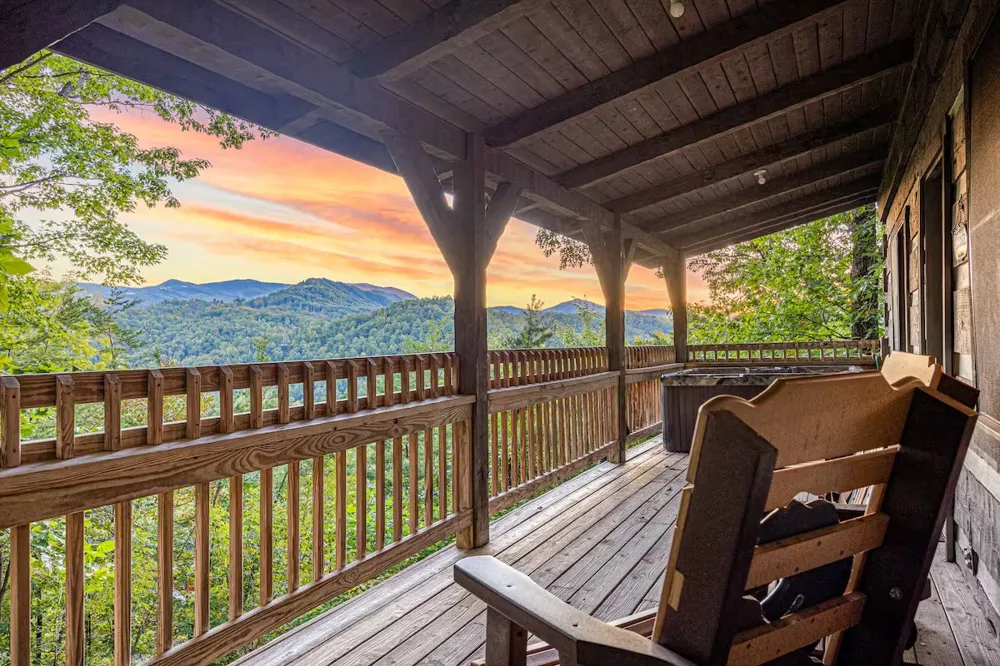 461 Sassafras Trl Sevierville, TN 37876