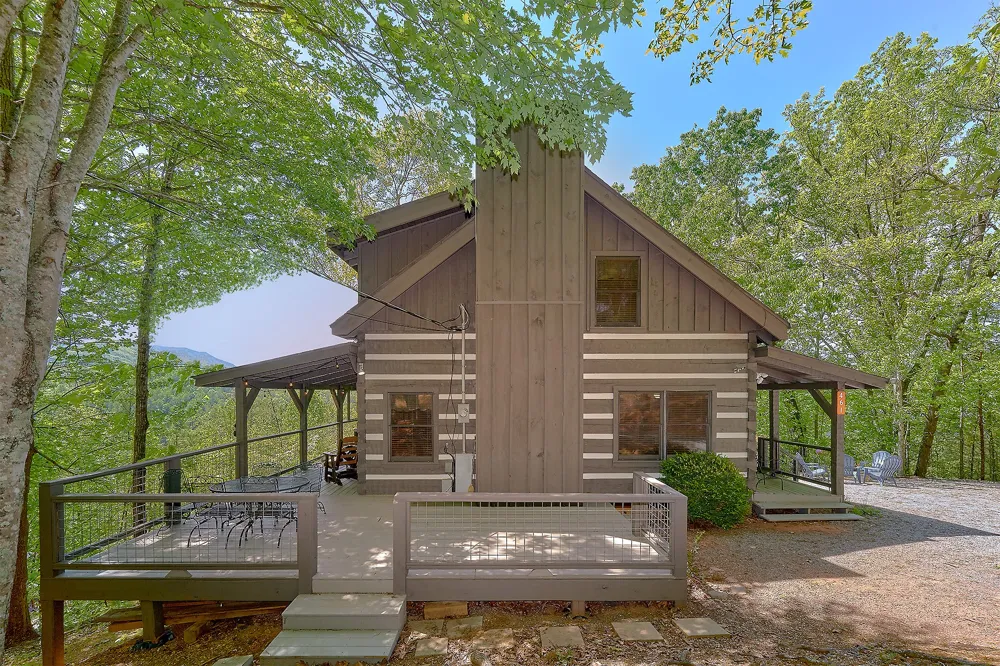 461 Sassafras Trl Sevierville, TN 37876