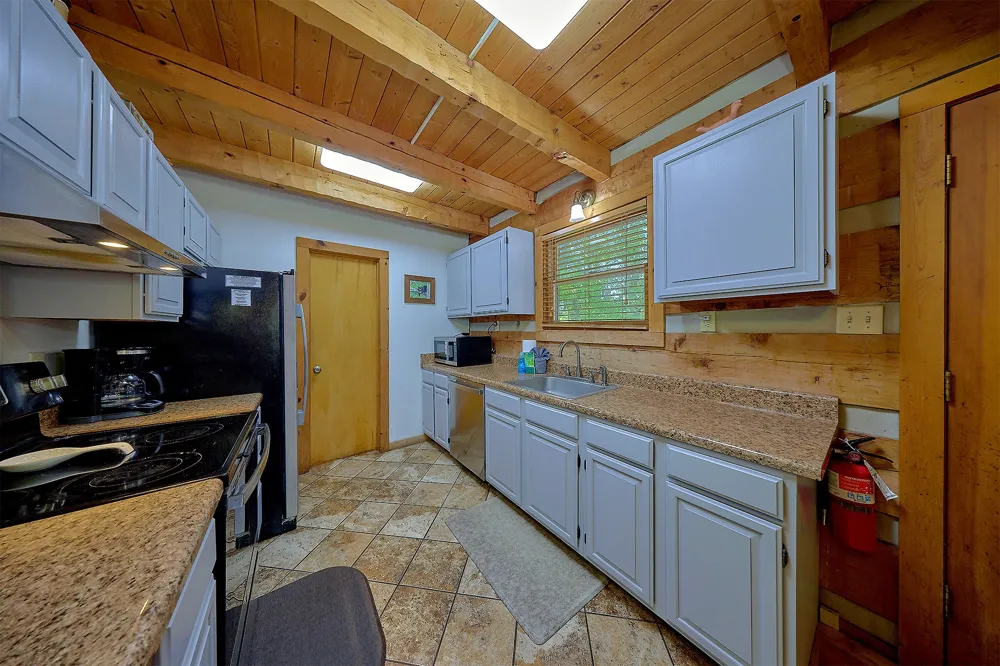 461 Sassafras Trl Sevierville, TN 37876