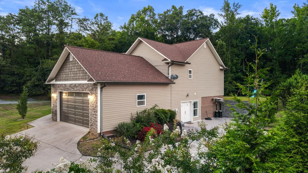 685 York Road NE Cleveland, TN 37323