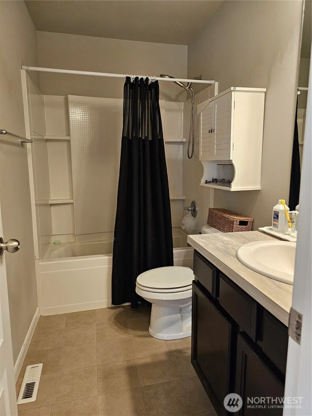 34012 13th Court SW Federal Way, WA 98023