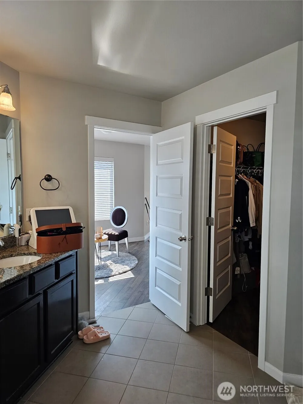 34012 13th Court SW Federal Way, WA 98023