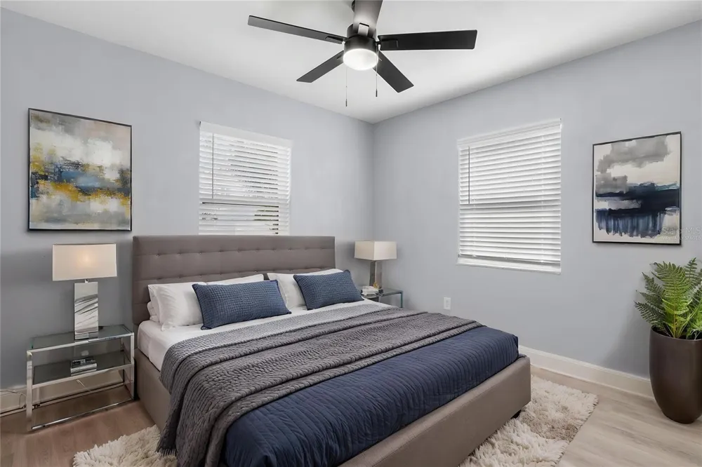 3921 W GRAY STREET Tampa, FL 33609