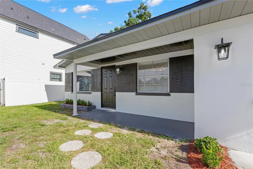 3921 W GRAY STREET Tampa, FL 33609