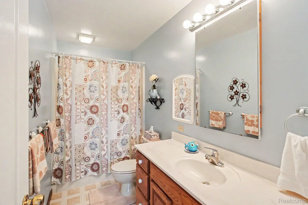 2120 Duffield Road Clayton Charter Township, MI 48433