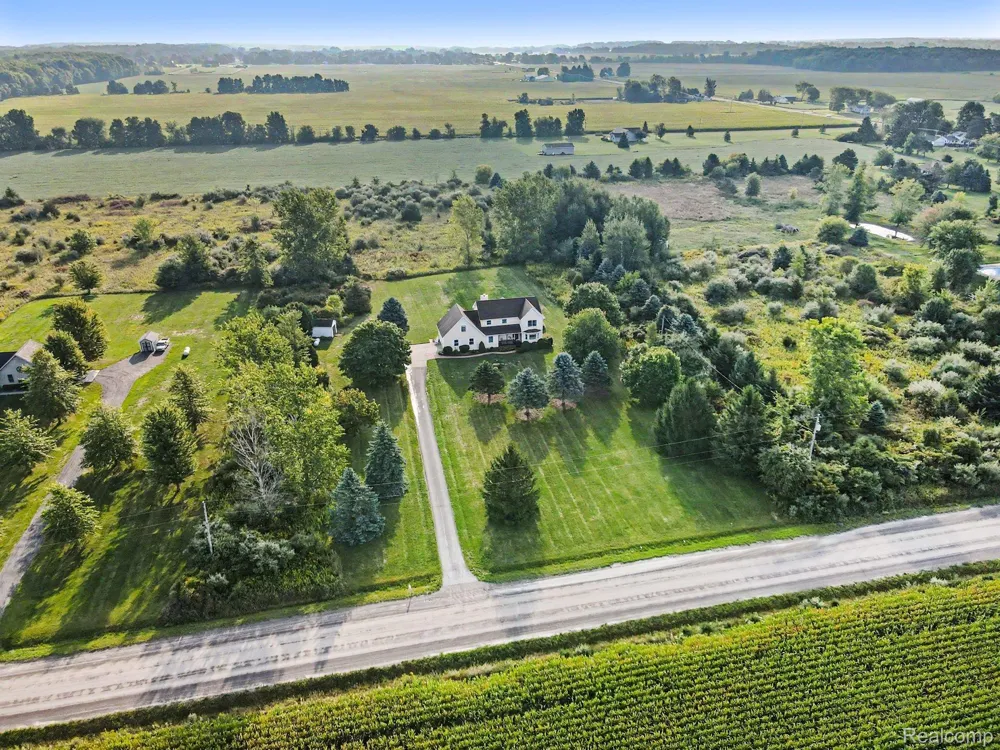 2120 Duffield Road Clayton Charter Township, MI 48433