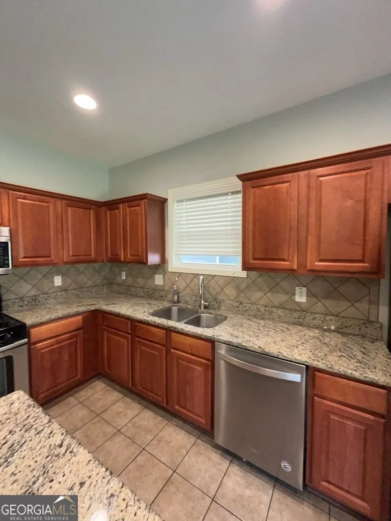 3537 Harvest Ridge LN Buford, GA 30519