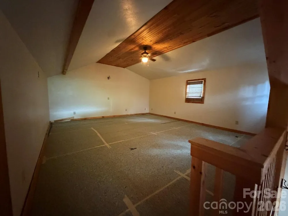 27 Apple Lane Murphy, NC 28906