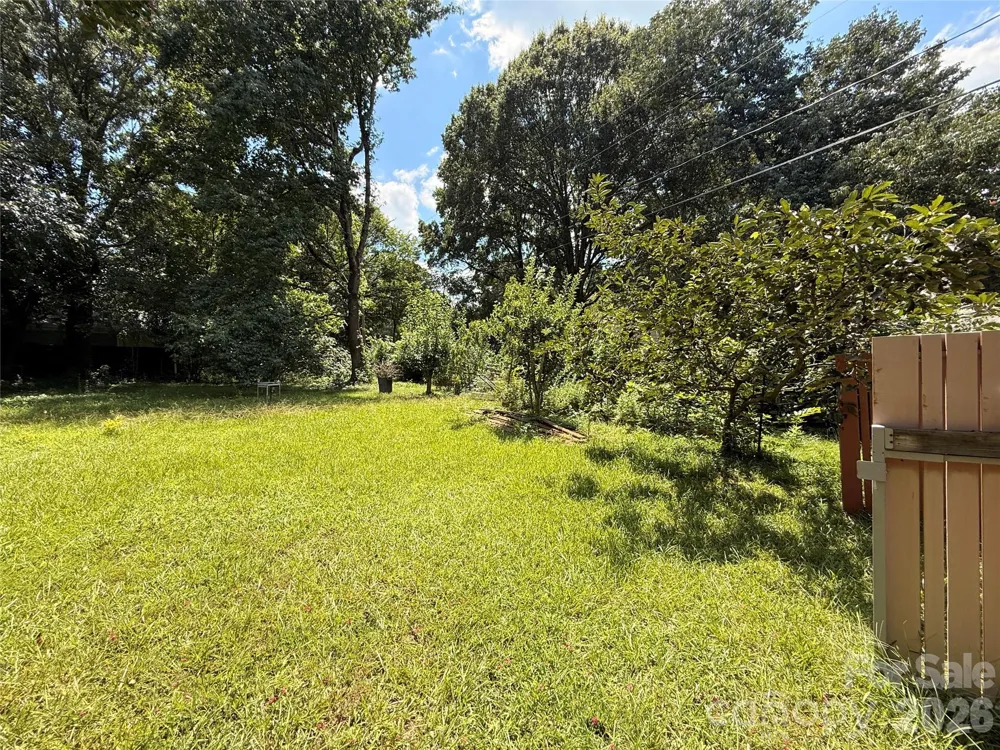 4310 Gillespie Court Charlotte, NC 28205