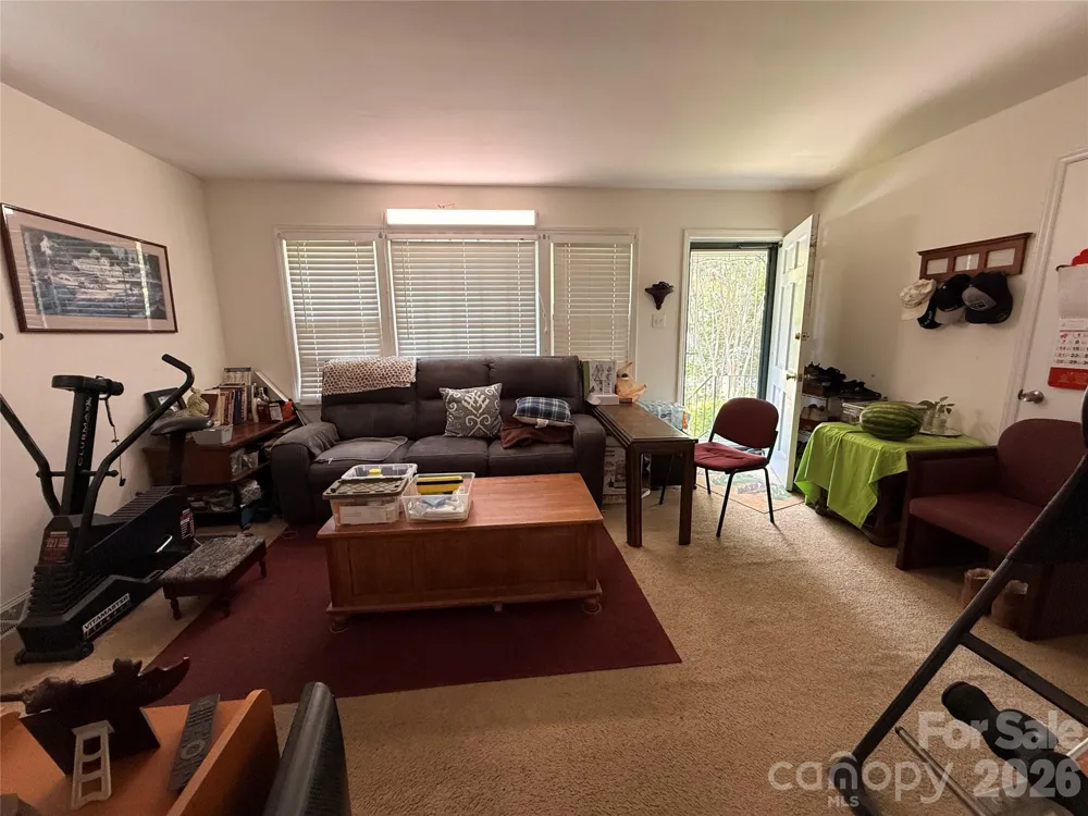 4310 Gillespie Court Charlotte, NC 28205