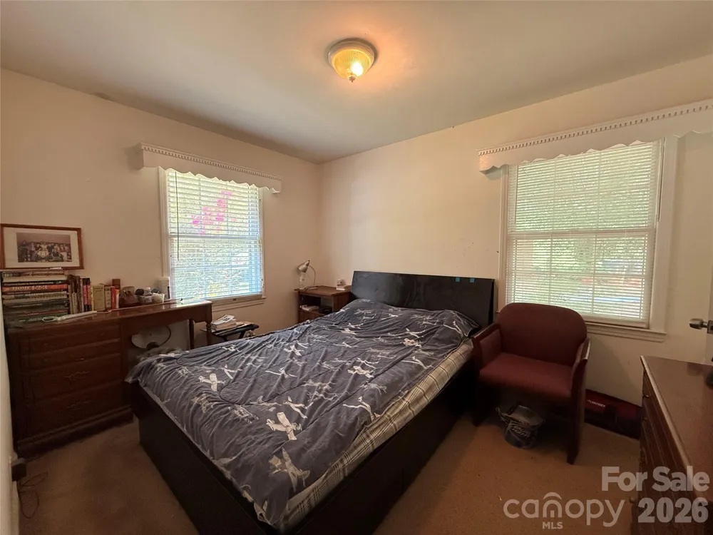 4310 Gillespie Court Charlotte, NC 28205