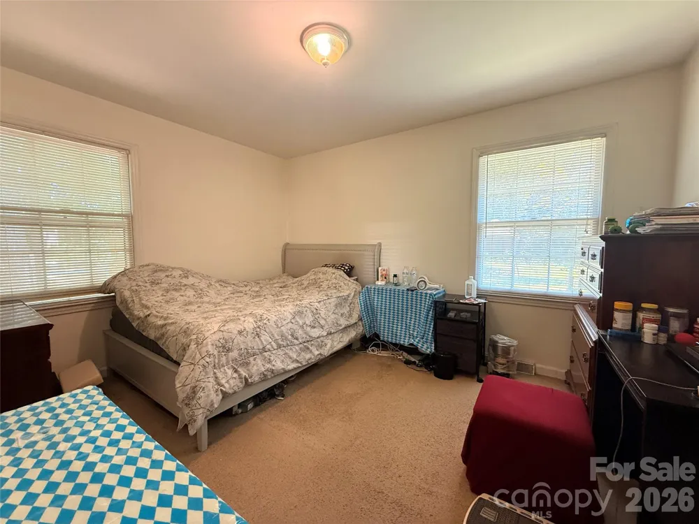 4310 Gillespie Court Charlotte, NC 28205