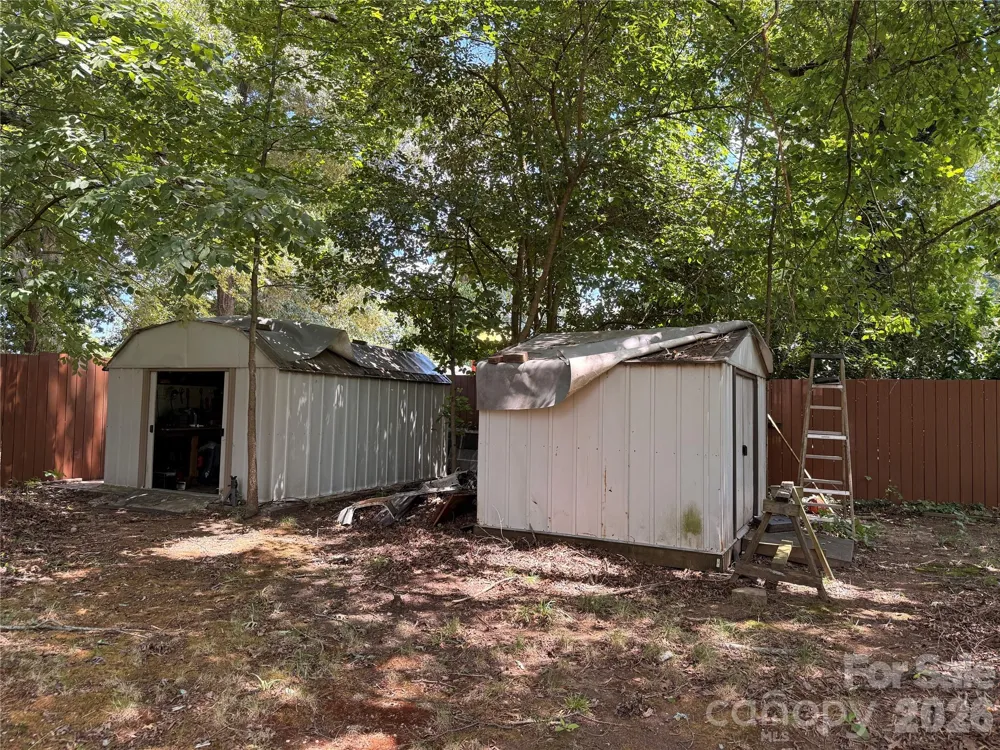 4310 Gillespie Court Charlotte, NC 28205