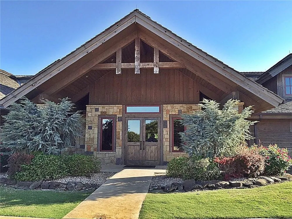 47 Reflection Bay Boulevard Gordonville, TX 76245