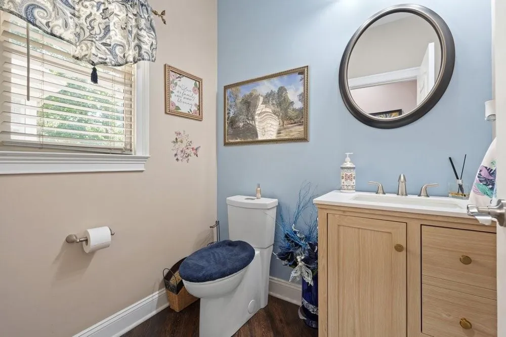21 Rocky Circle NE White, GA 30184