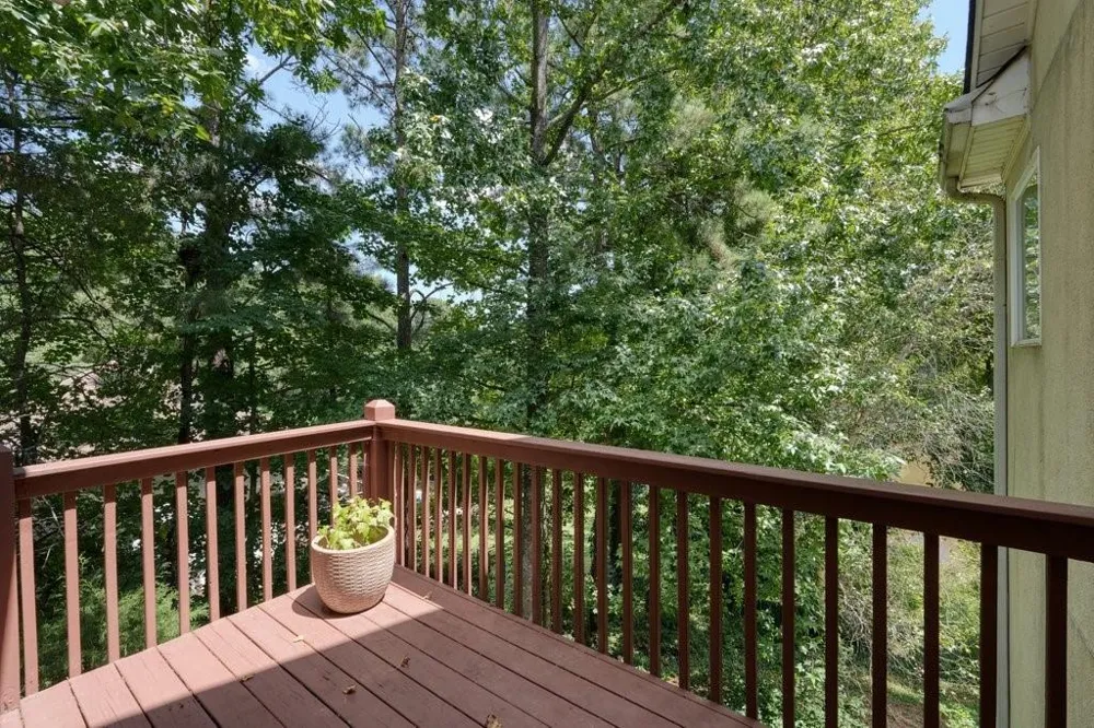 21 Rocky Circle NE White, GA 30184
