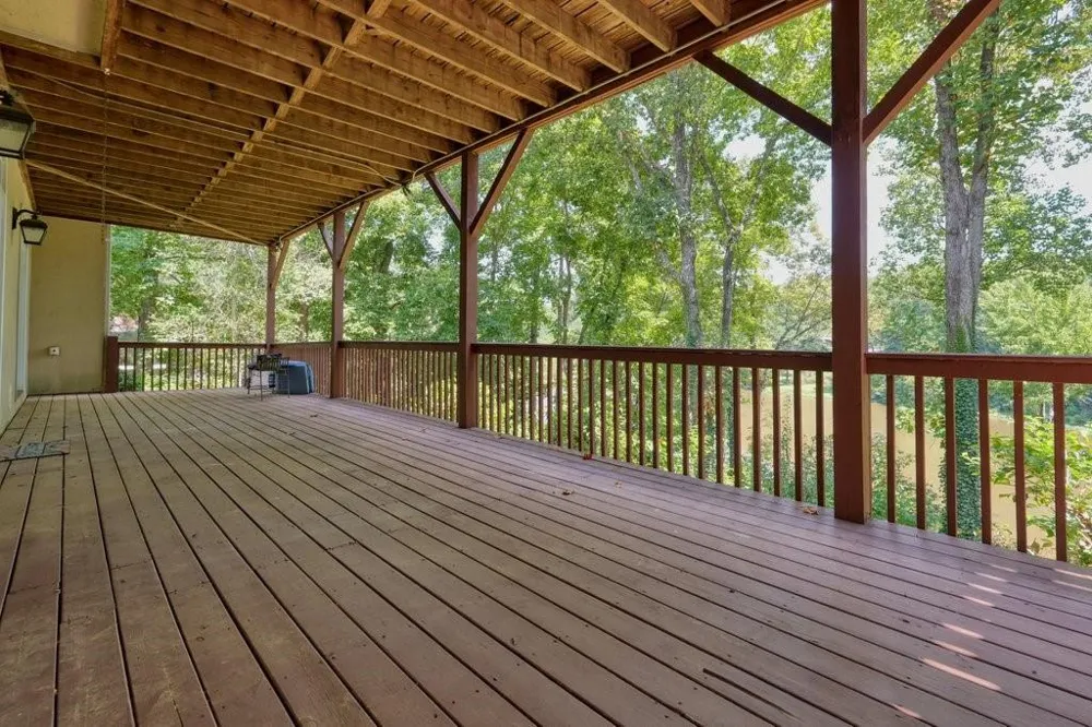 21 Rocky Circle NE White, GA 30184