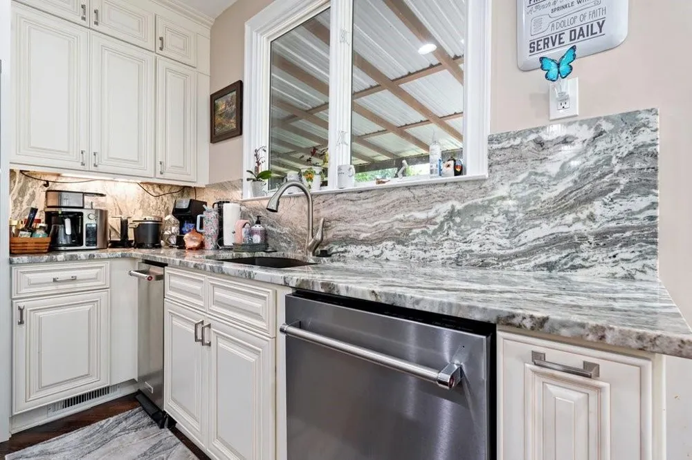 21 Rocky Circle NE White, GA 30184