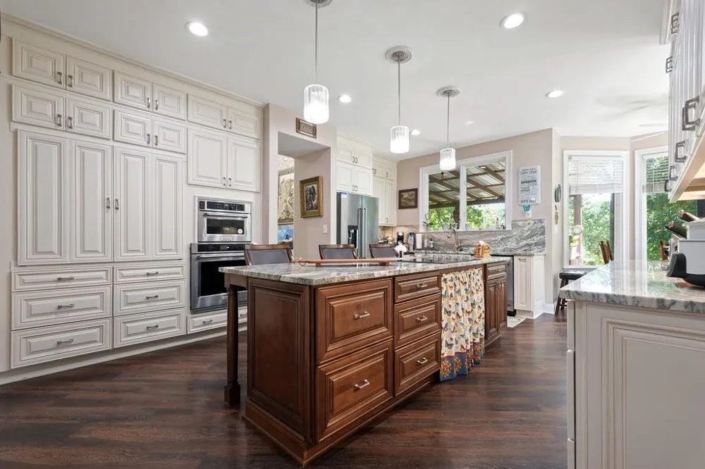 21 Rocky Circle NE White, GA 30184