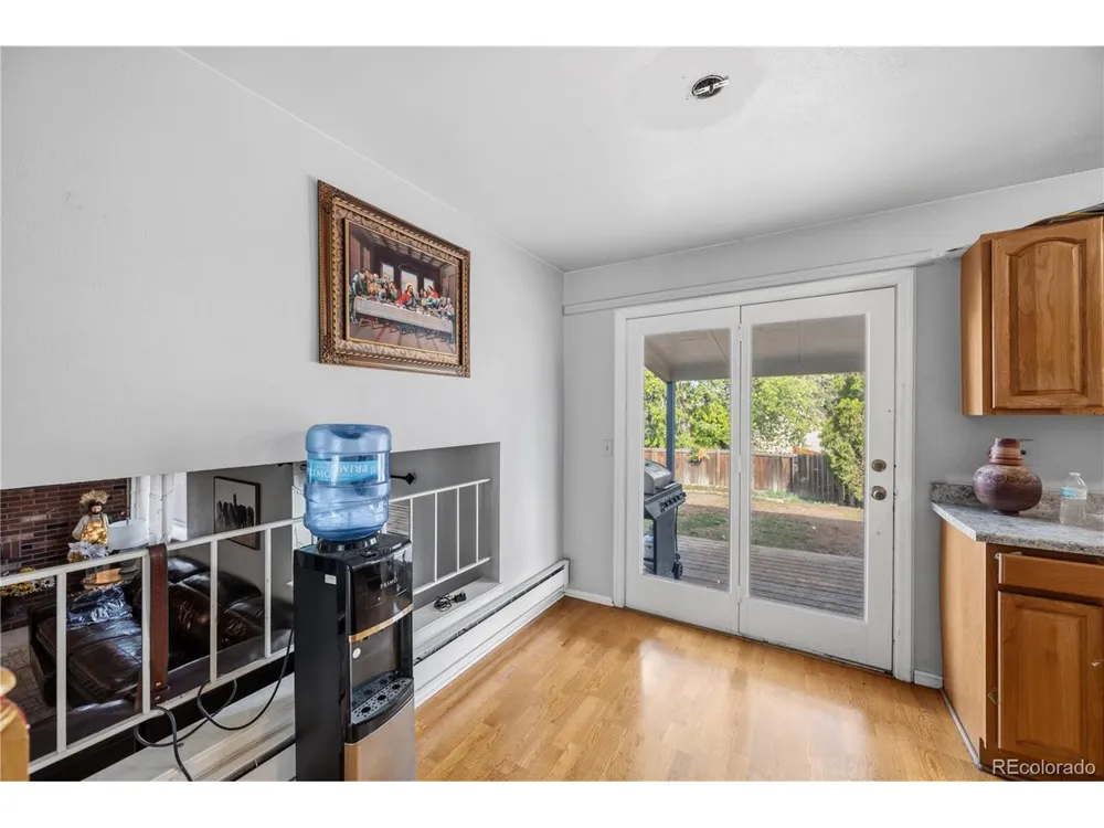 1110 S Salida Way Aurora, CO 80017