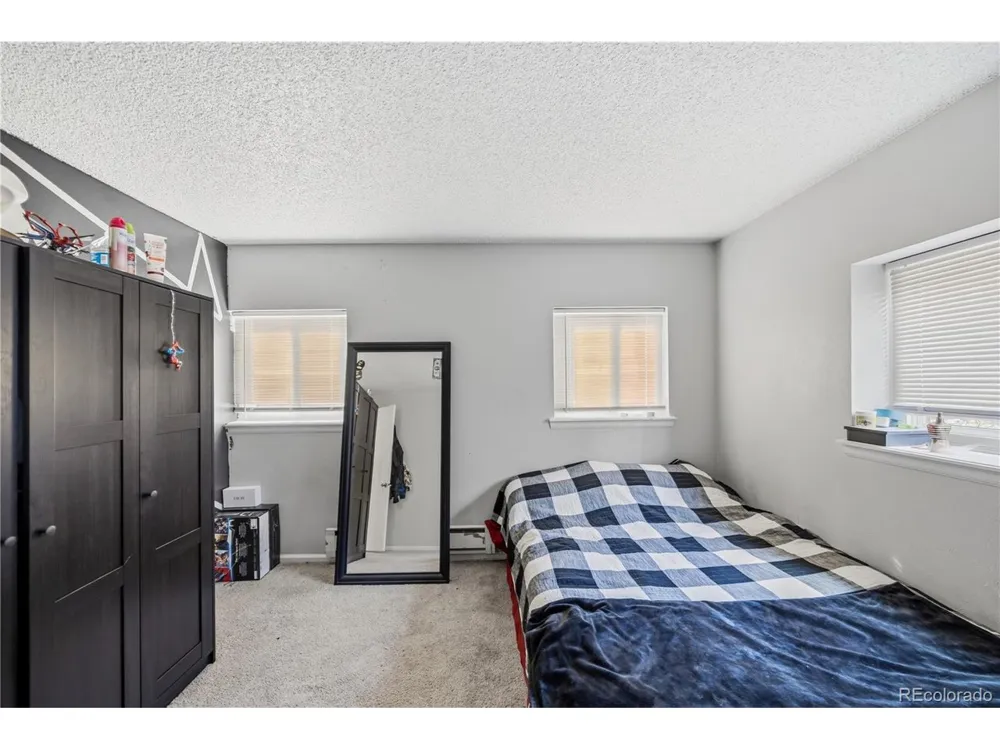 1110 S Salida Way Aurora, CO 80017