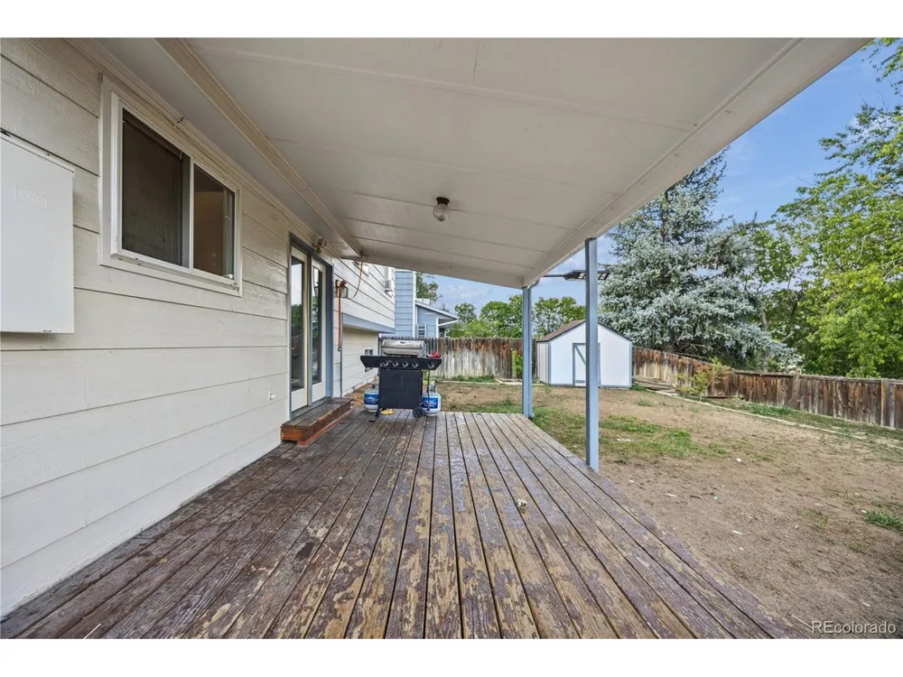1110 S Salida Way Aurora, CO 80017
