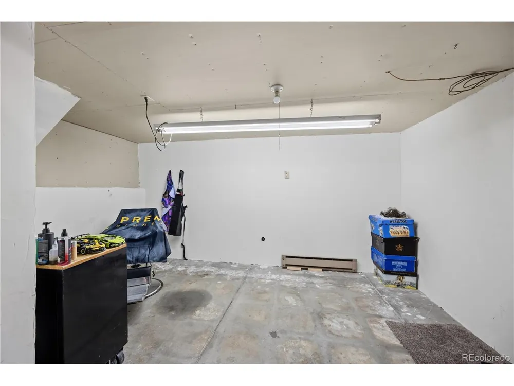 1110 S Salida Way Aurora, CO 80017